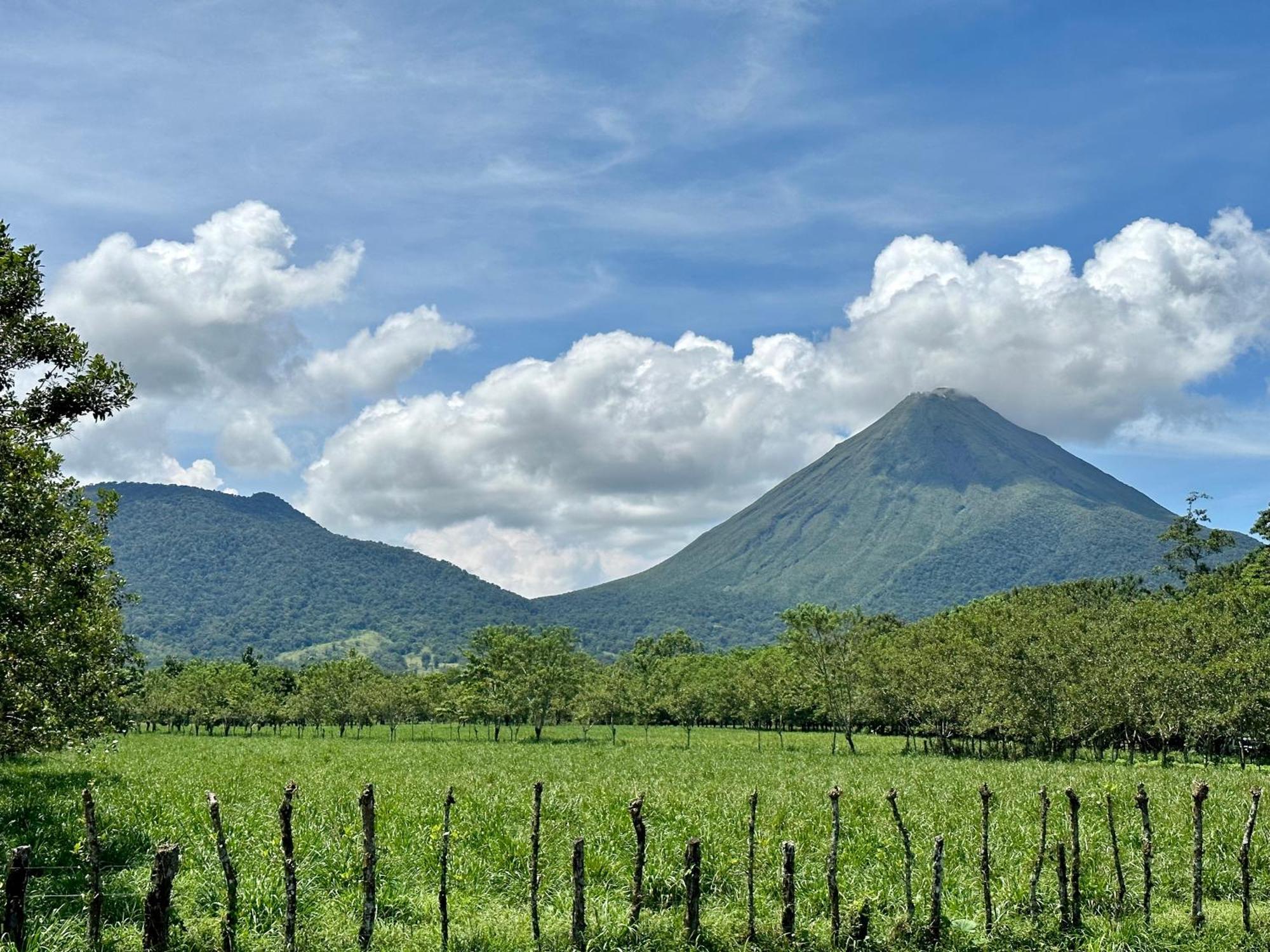 Oasis Arenal Villa Pool & Arenal Volcano View La Fortuna Luaran gambar